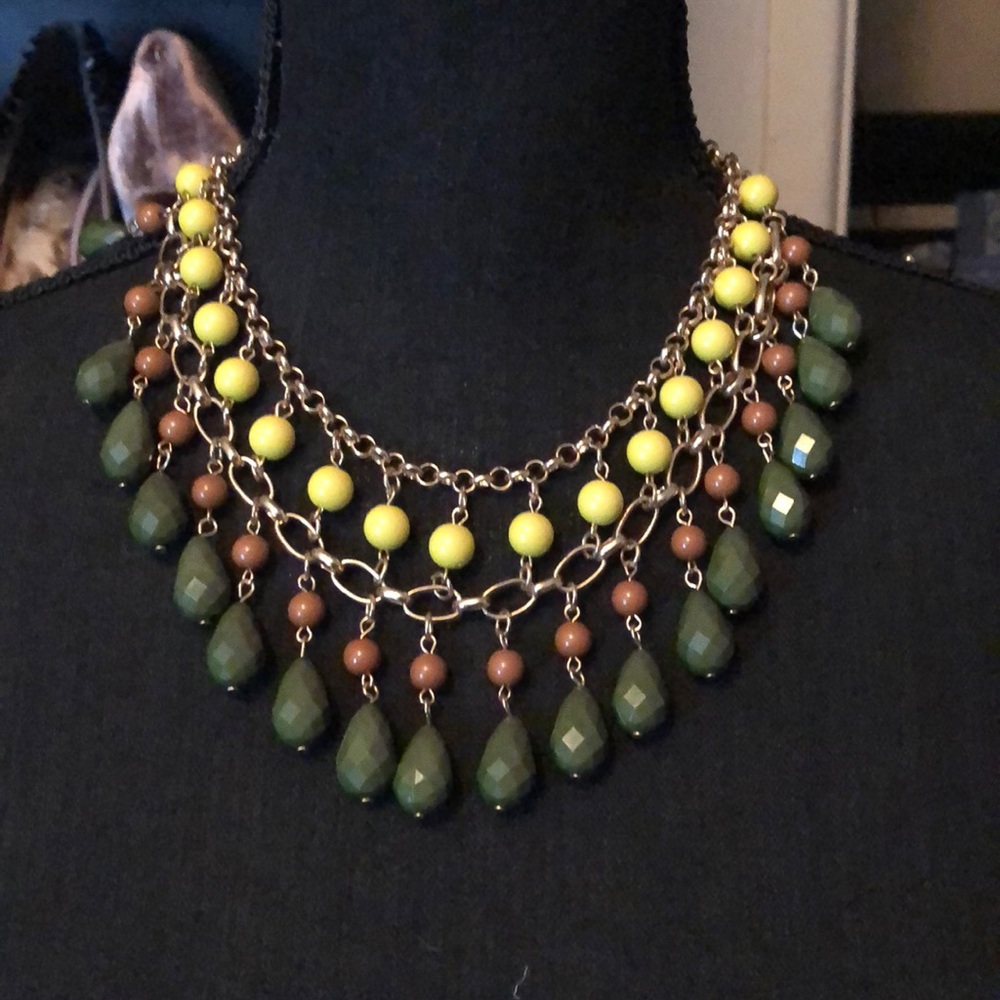 Tiered tri-color necklace